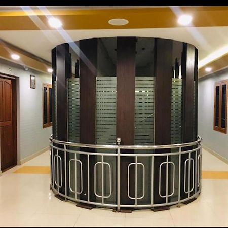 Mp Residancy Hotel Perintalmanna Ngoại thất bức ảnh