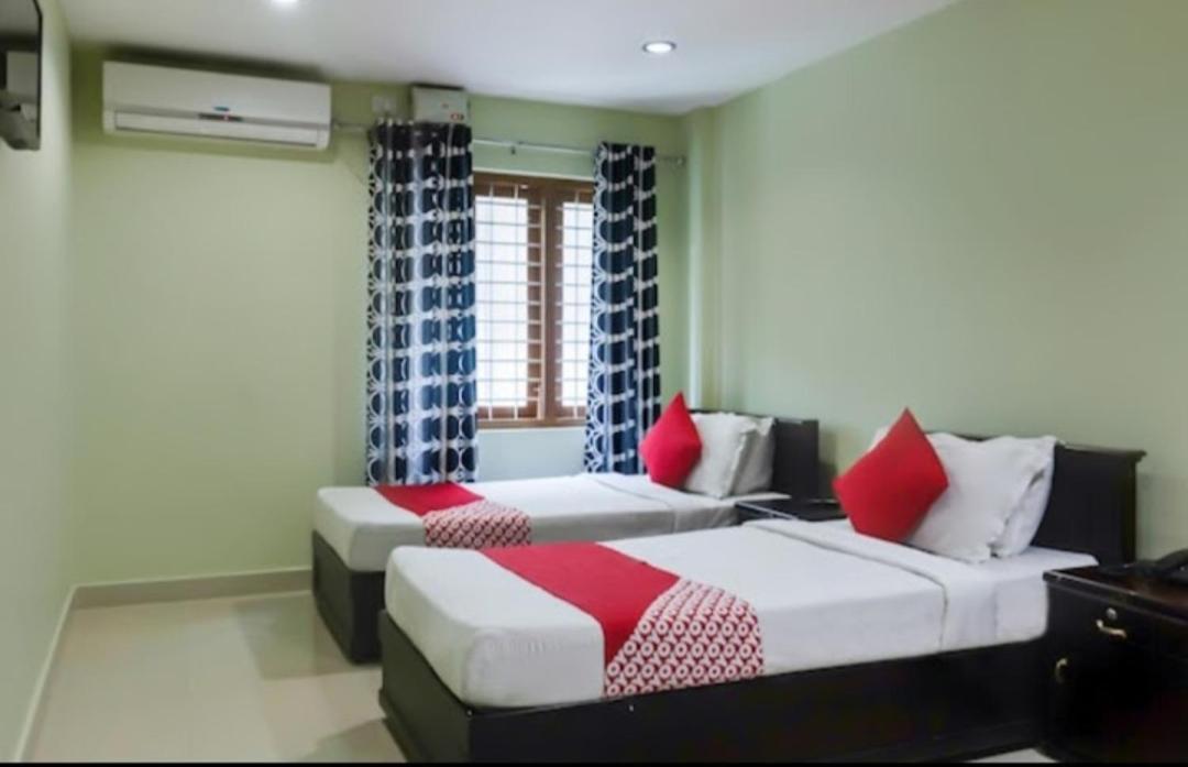 Mp Residancy Hotel Perintalmanna Ngoại thất bức ảnh
